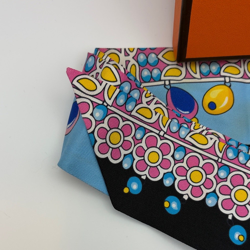 Hermes multicolor Twilly Scarf - Picture 3 of 11